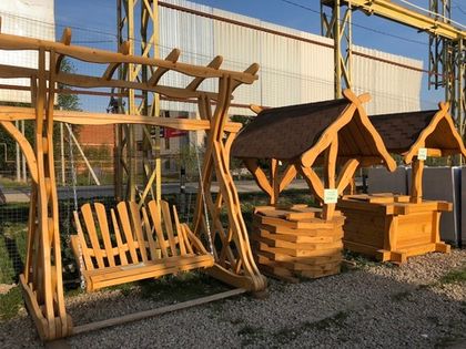 В Заокском действует выставка малых архитектурных форм