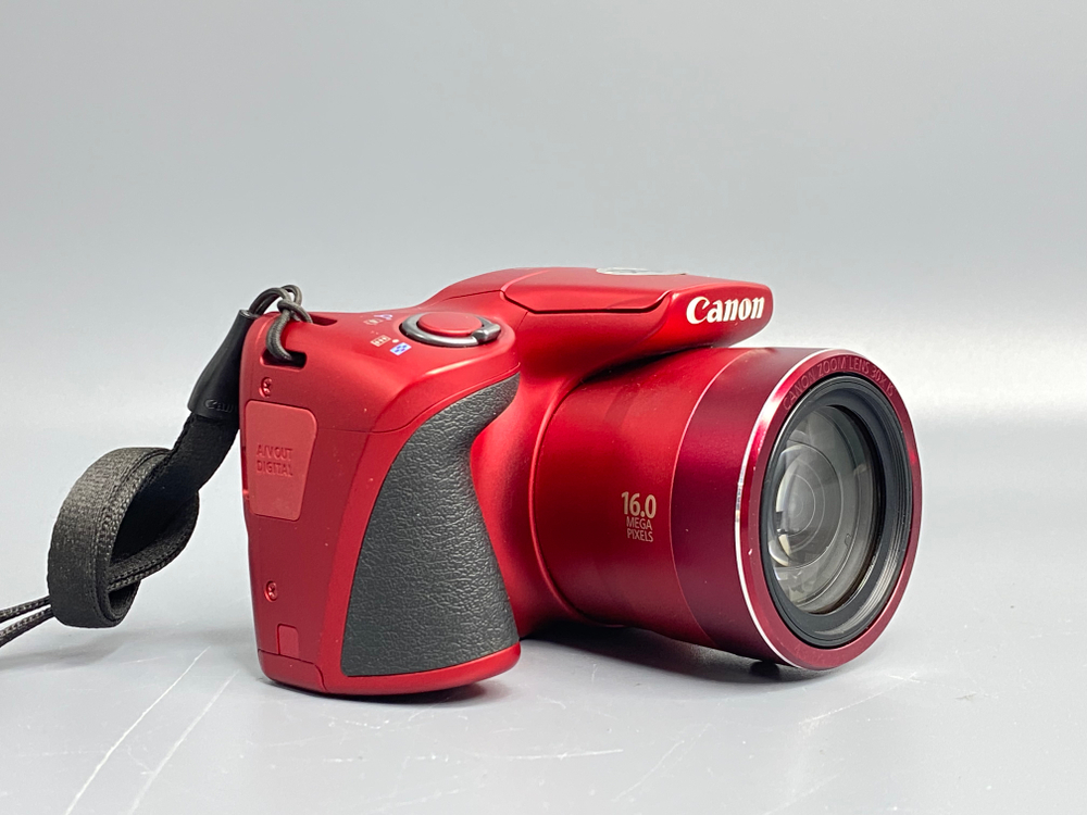 Canon SX400 IS Царапинка на линзе