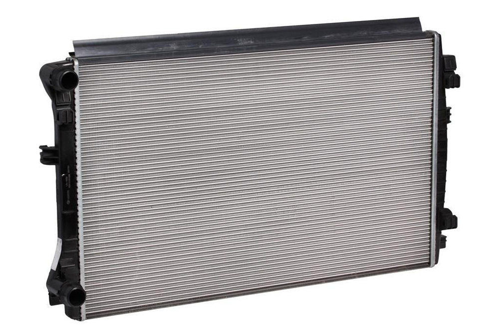 Радиатор охлаждения Audi Q2