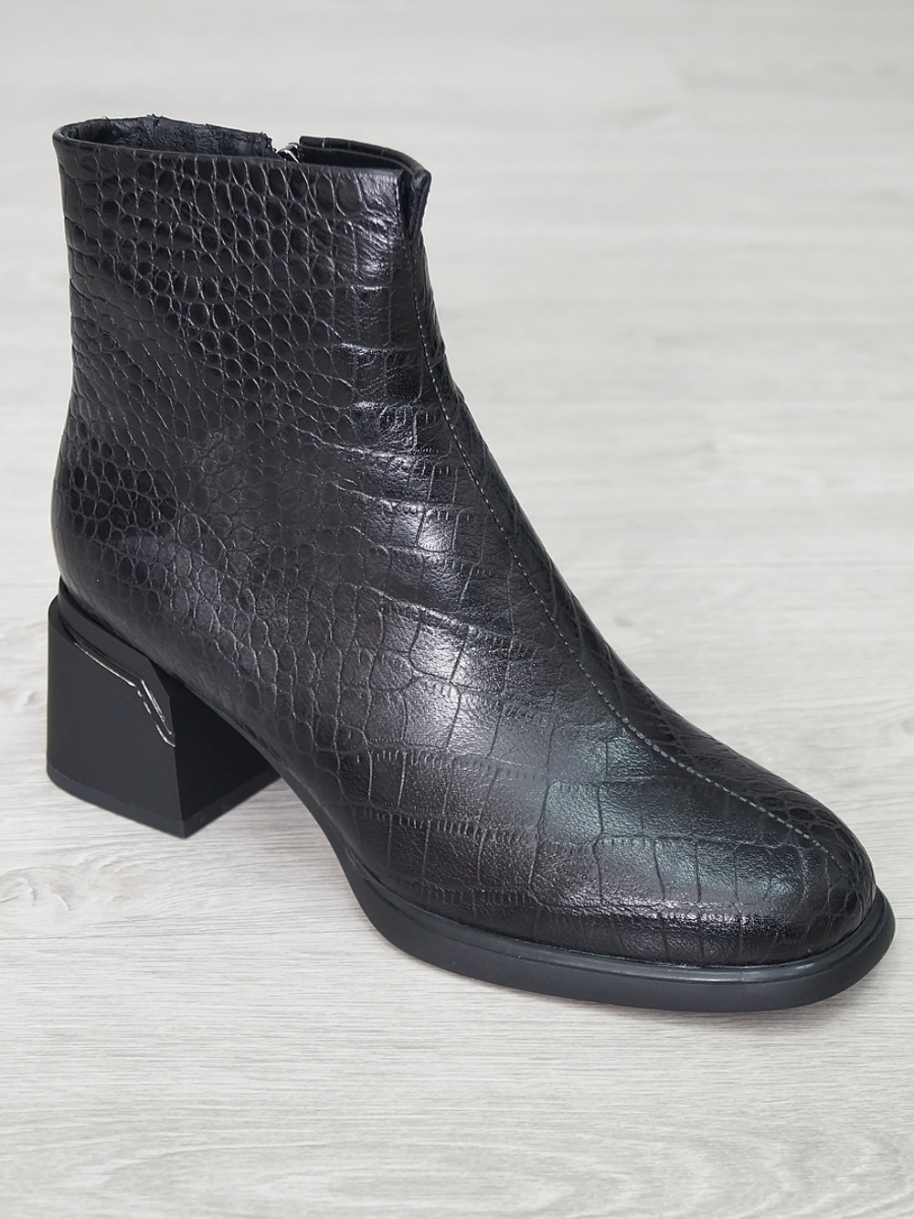 Полусапожки женские SUFINNA 234 \3828-11B-3