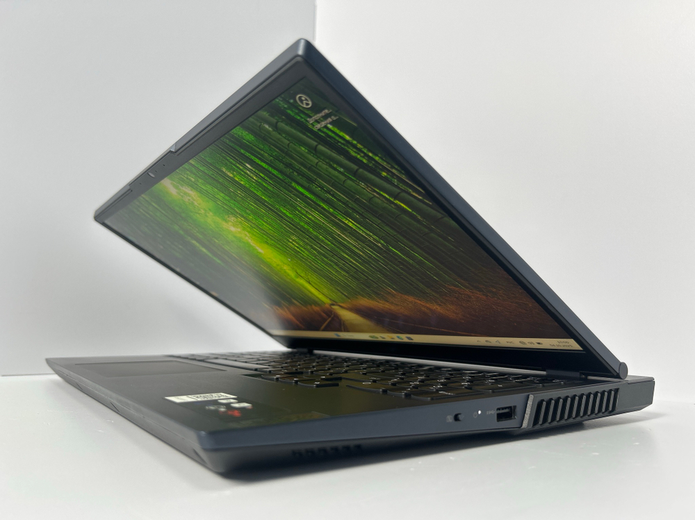 Ноутбук игровой Lenovo Legion 5 15ITH6H (82JH000URU) 15.6"/Intel Core i7-11800H/RAM 16GB/SSD 1TB/NVIDIA RTX 3070 8GB/1920*1080/IPS/Windows 11/Подсветка кл-ры: LED/черный. Состояние: B1