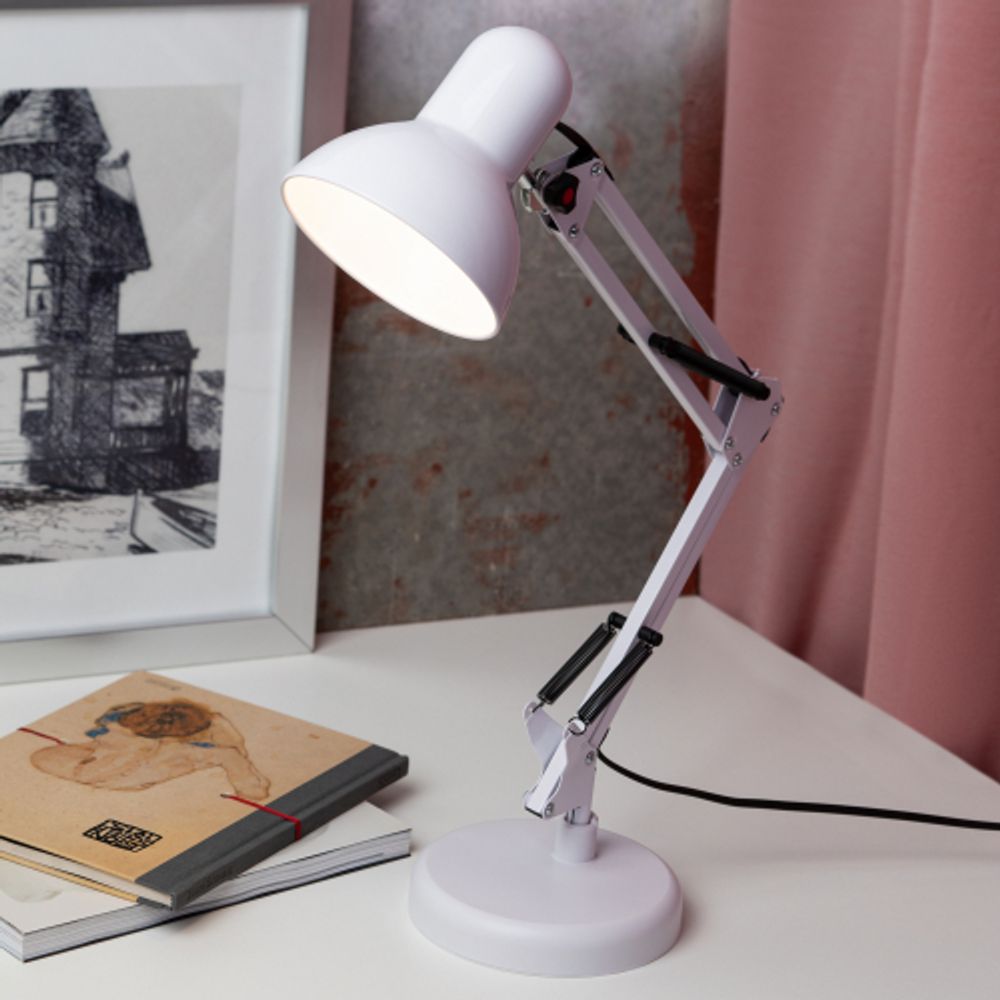 Настольный светильник ЭРА N-214-E27-40W-W белый