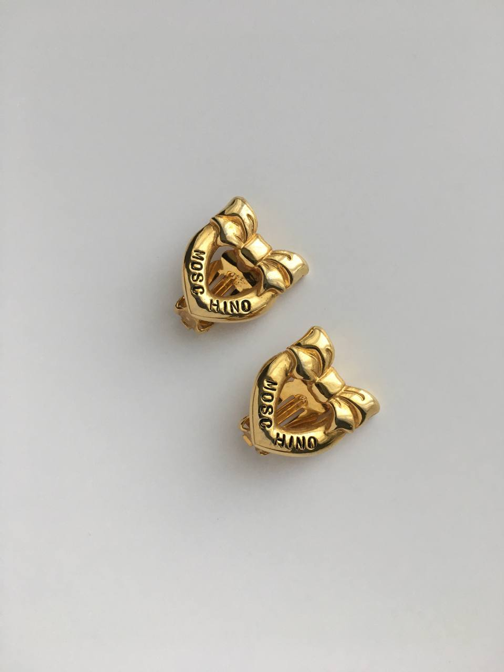 Клипсы сердечки Moschino
