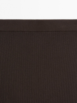 Massimo Dutti Длинная трикотажная юбка в рубчик, коричневый