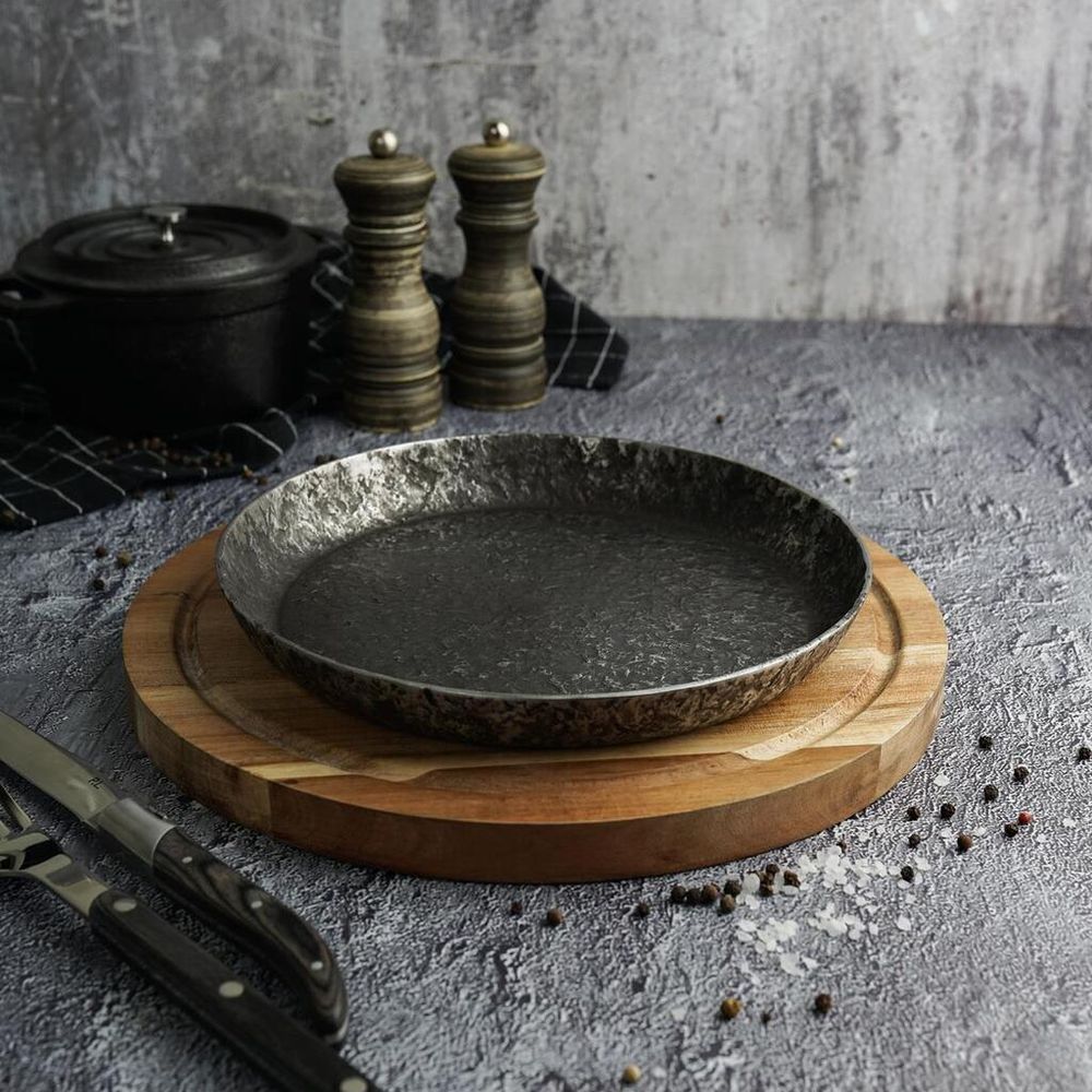 Сковорода для подачи 22 см h2,5 см круглая без ручки " " углерод. сталь ИНДУКЦИЯ P.L.