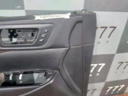 Обшивка двери передней левой Toyota Highlander 3 (U50) 13-19 Б/У Оригинал 676200E290C2