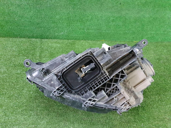 Фара правая Mercedes GLS x167 19-23 Multibeam LED