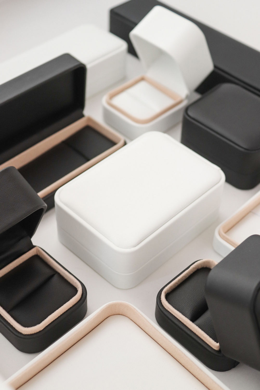 Компактный футляр «Графиня» под классическое кольцо