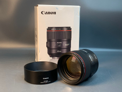 Canon EF 85mm F/1.4L IS USM