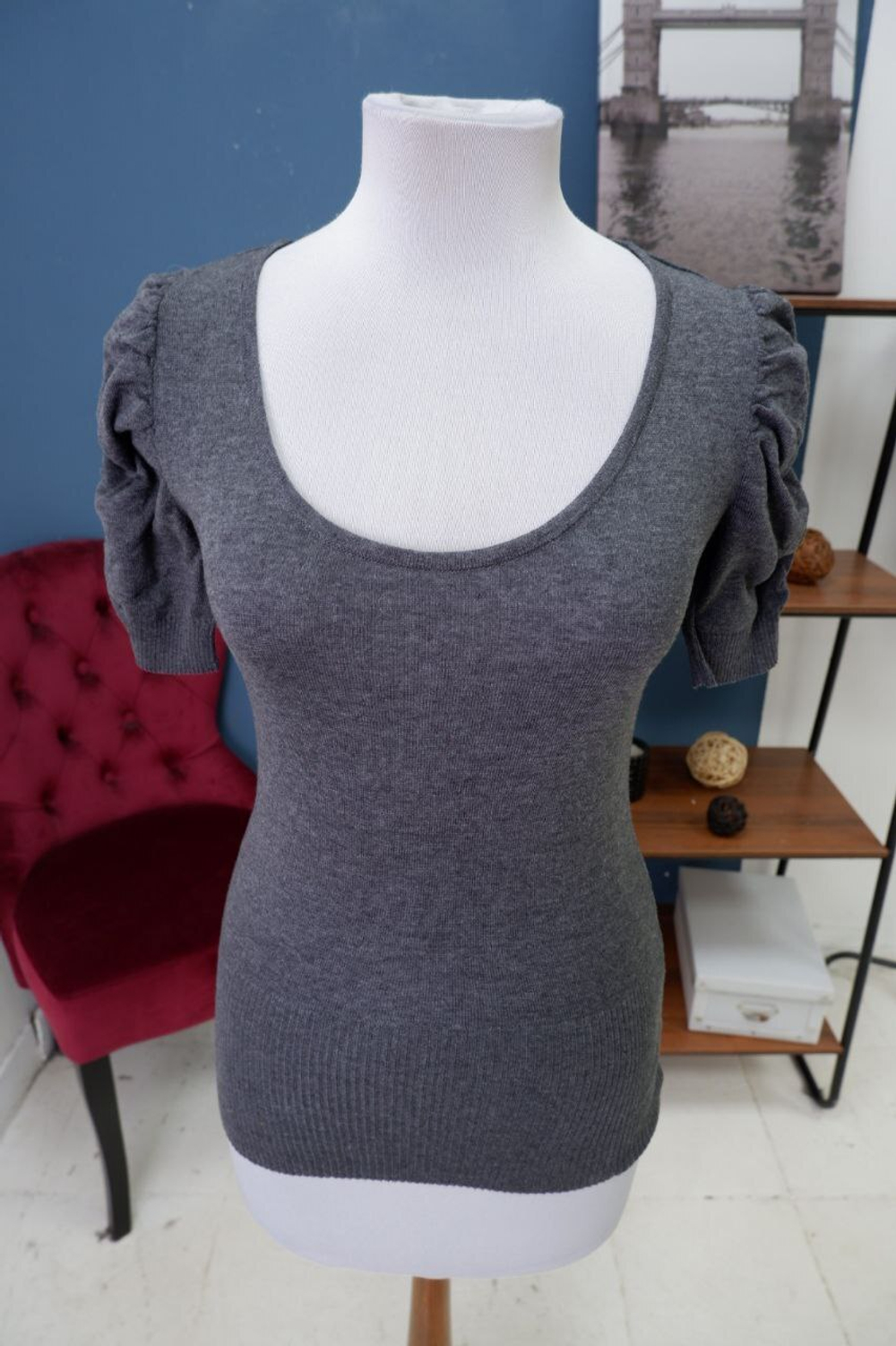 Джемпер с коротким рукавом 44 размер