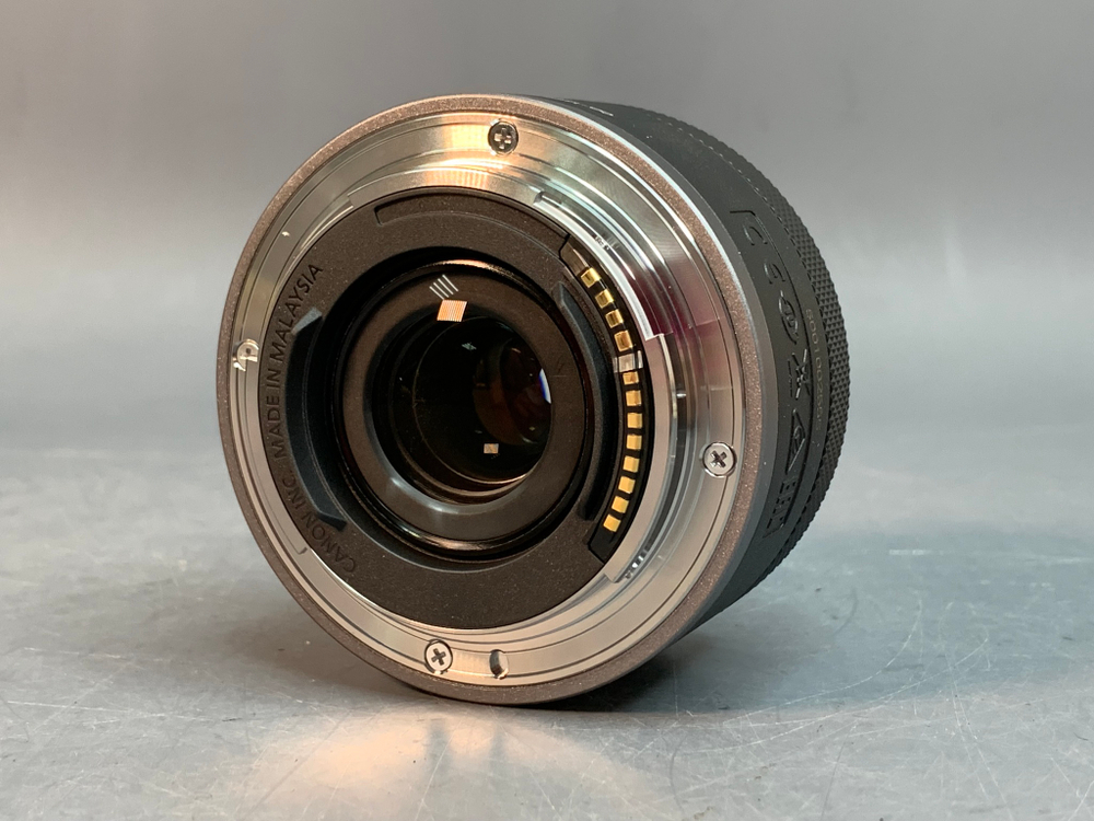 Canon RF 16mm F2.8 STM