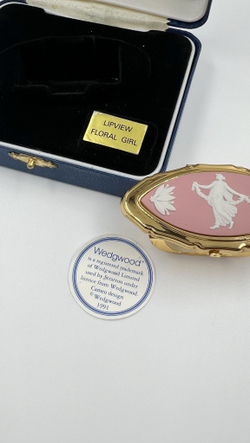 Футляр для помады с зеркалом Wedgwood&Stratton