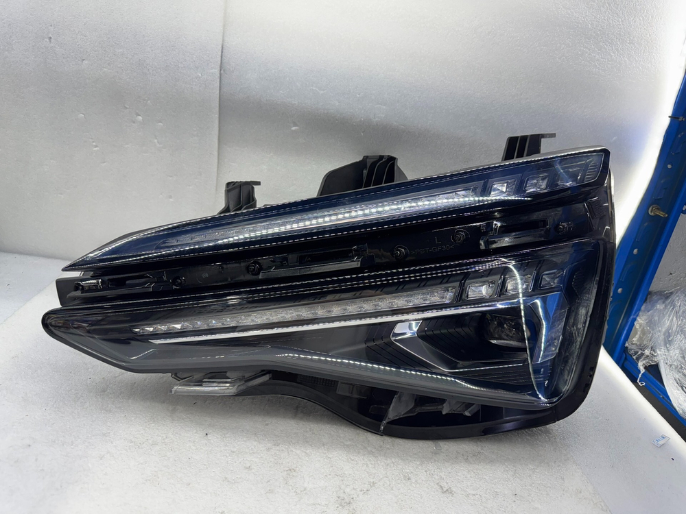 Оригинальная LED фара для GAC Aion S MAX