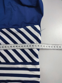 Платье оригинальное 42-44 размер