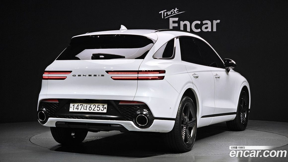 Genesis GV70 2.5T Бензин 2WD (03.2021)