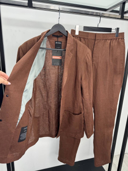 Льняной костюм Ermenegildo Zegna