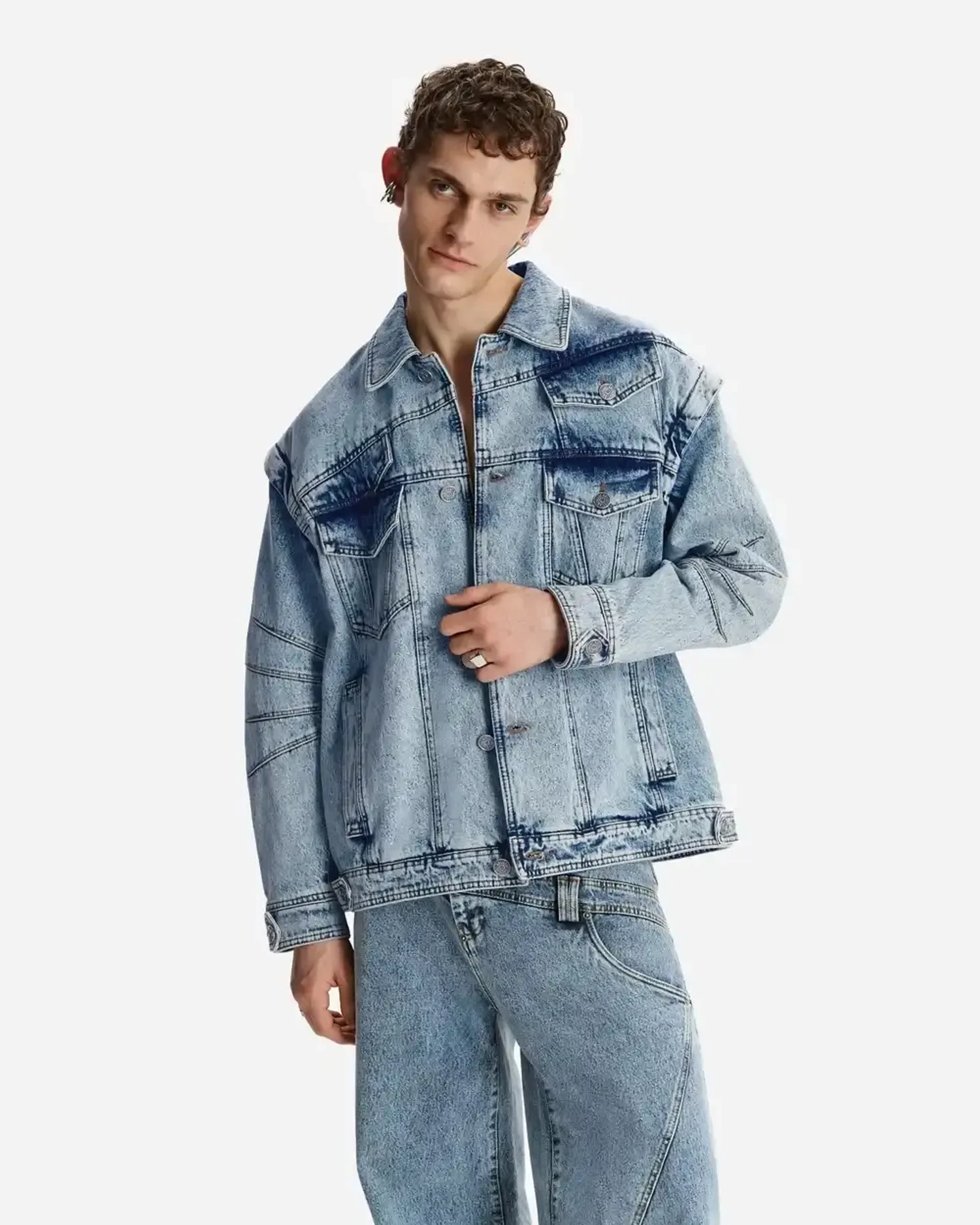 Куртка-трансформер из синего денима