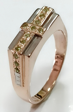 Ювелирное кольцо из серебра с позолотой,хризолит