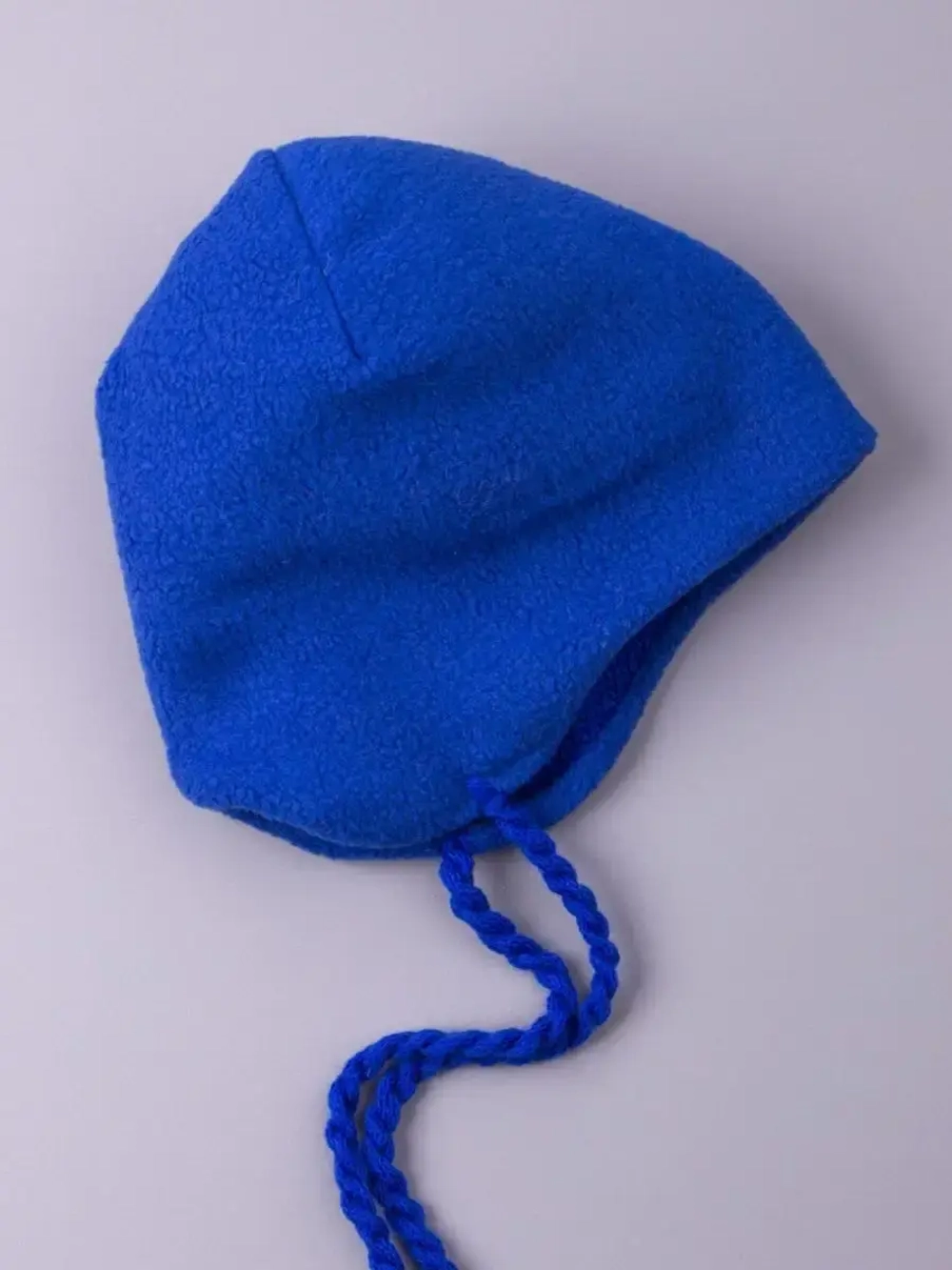 Шапка детская вязаная осенняя на завязках