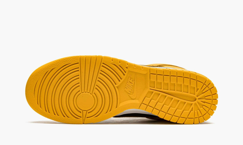 Dunk Low "Championship Goldenrod 2021"