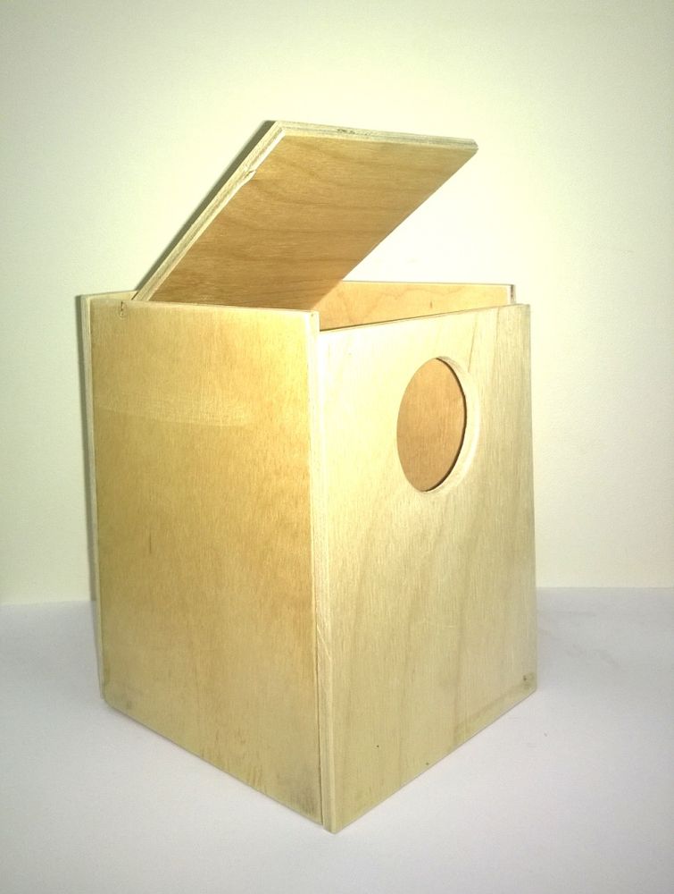 Домик гнездовой для попугайчиков  "Britan"