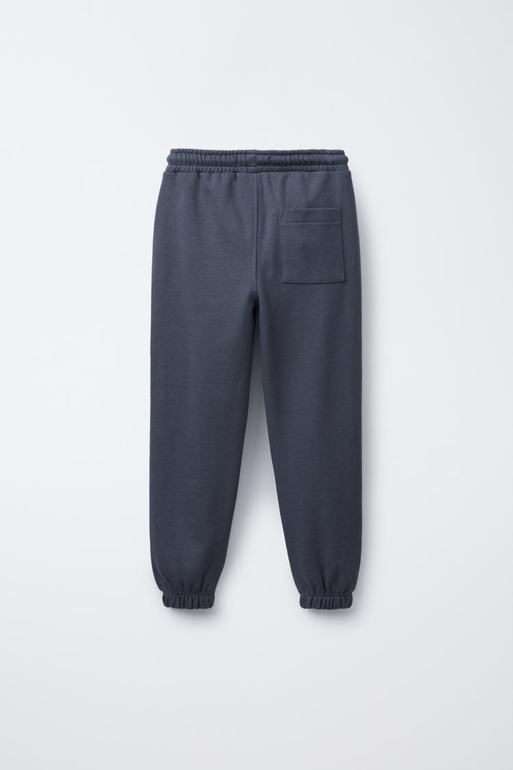 ZARA КОМПЛЕКТ ИЗ ХУДИ И БРЮК-ДЖОГГЕРОВ ИЗ МЯГКОЙ ТКАНИ С НАШИВКОЙ, АНТРАЦИТОВО-СЕРЫЙ