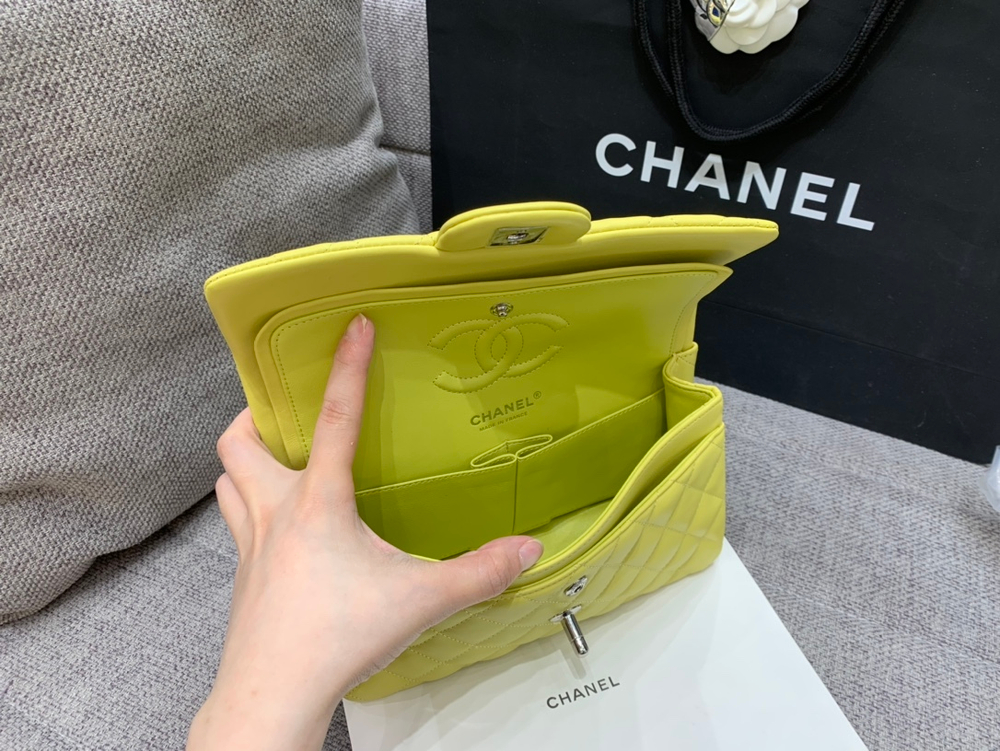 Chanel Bag 23 cm
