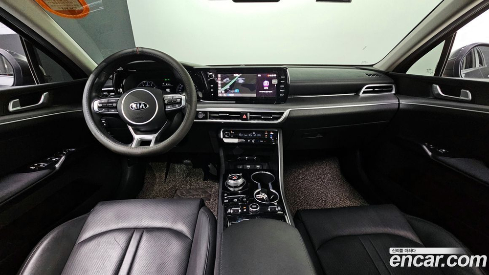 Kia K5 (Optima) 3 Generation 2.0 (01.2020)