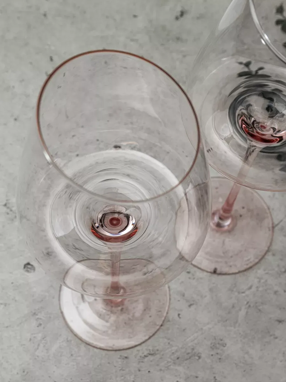 Набор розовых бокалов для вина, 2 шт., 580 мл.