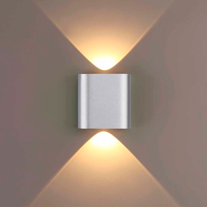 Настенный светодиодный светильник Odeon Light Hightech Magnum 4213/2WL