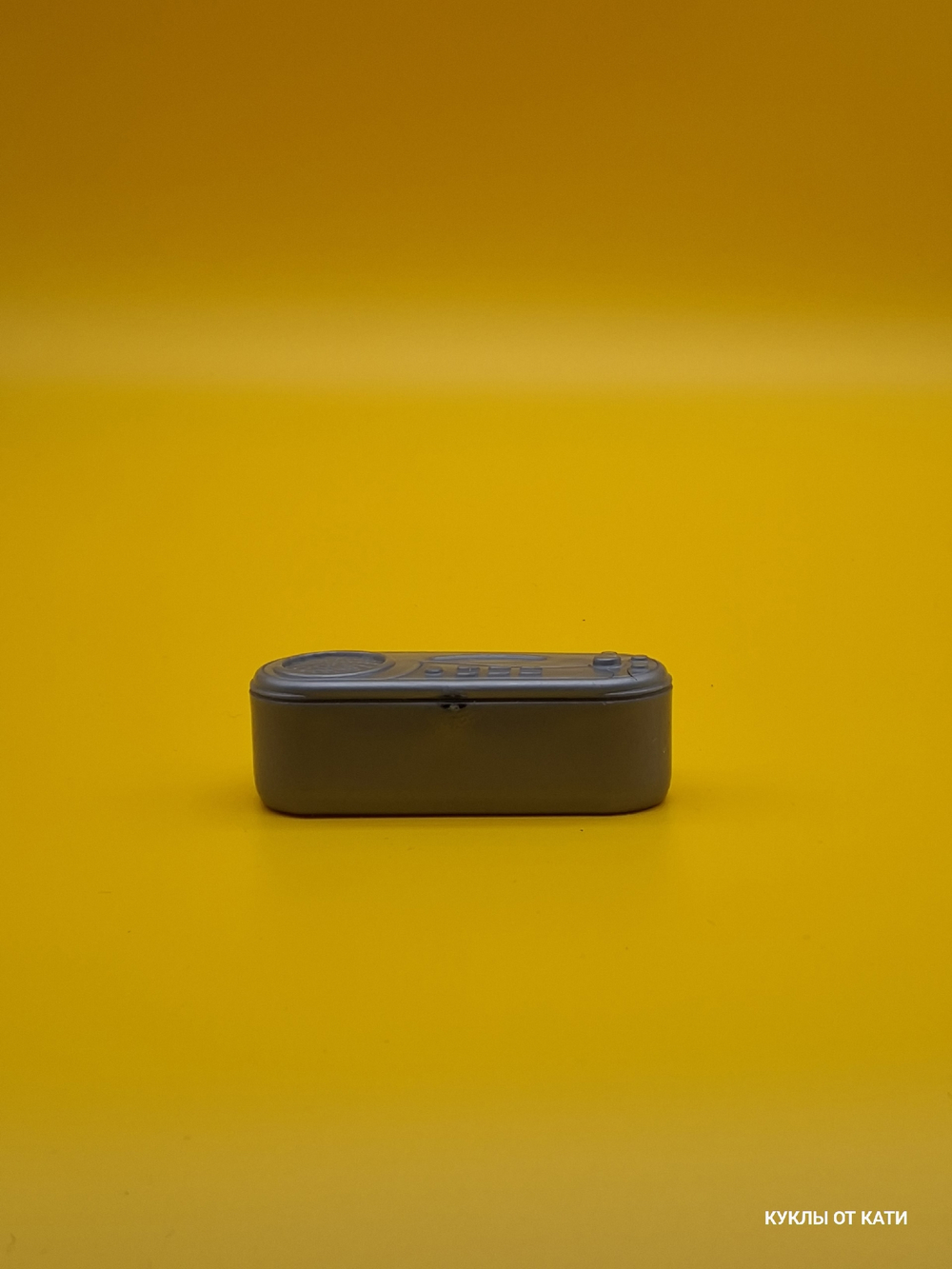 Аксессуар для куклы Барби винтаж - магнитофон 03930