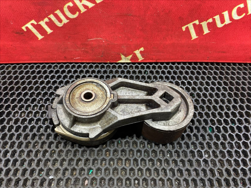 Ролик-натяжитель