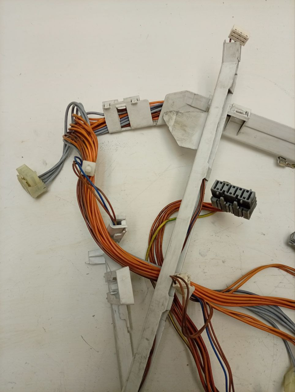 S1WTF3002A кт14 Проводка электрическая для стиральных машин Siemens б/у