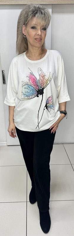 Белый блузон с цветным и стразовым принтом