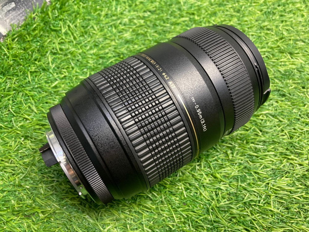 Tamron AF 70-300mm 4-5.6 Di LD Pentax