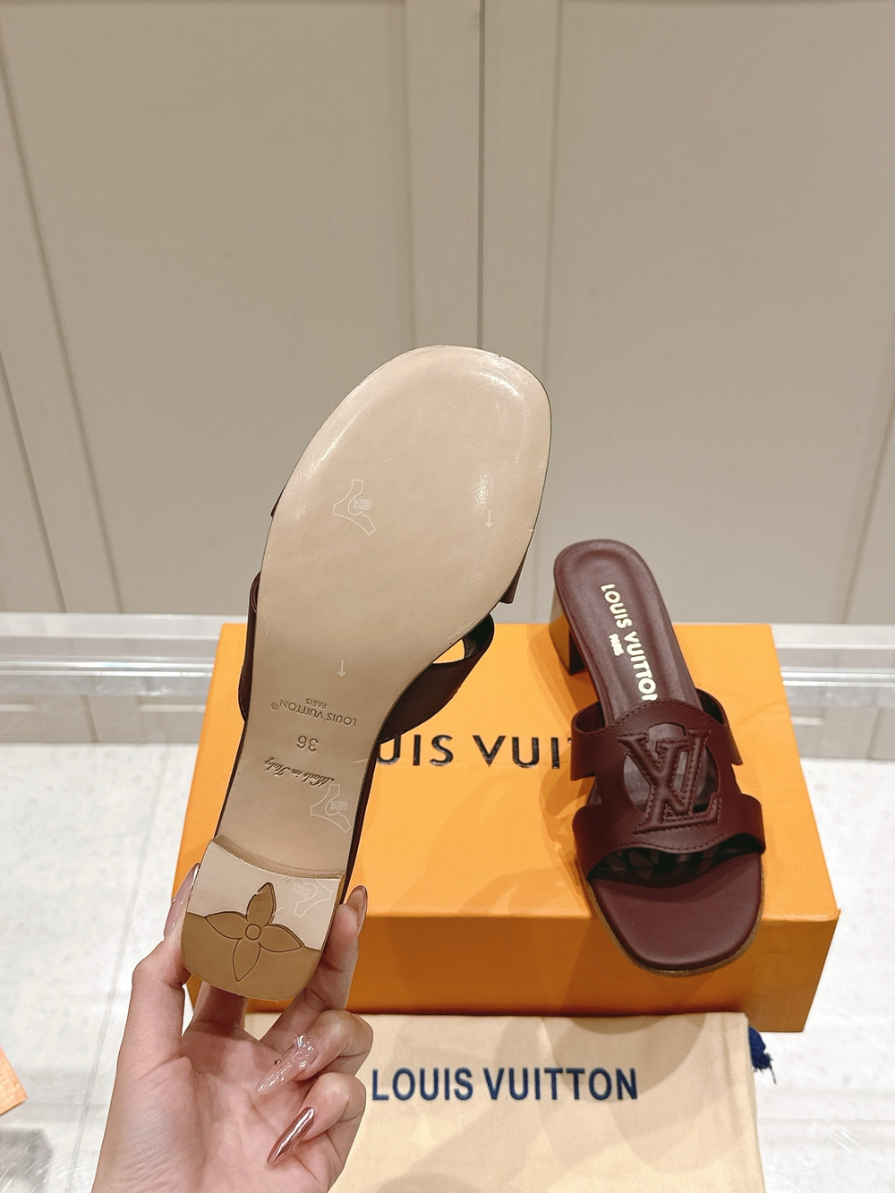 Louis Vuitton Isola Mule
