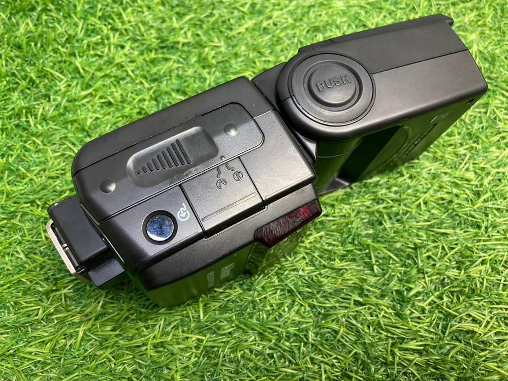 Nikon Speedlight SB-600
