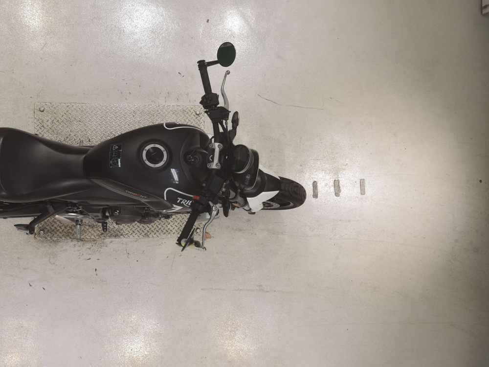 Triumph Trident 660 052942