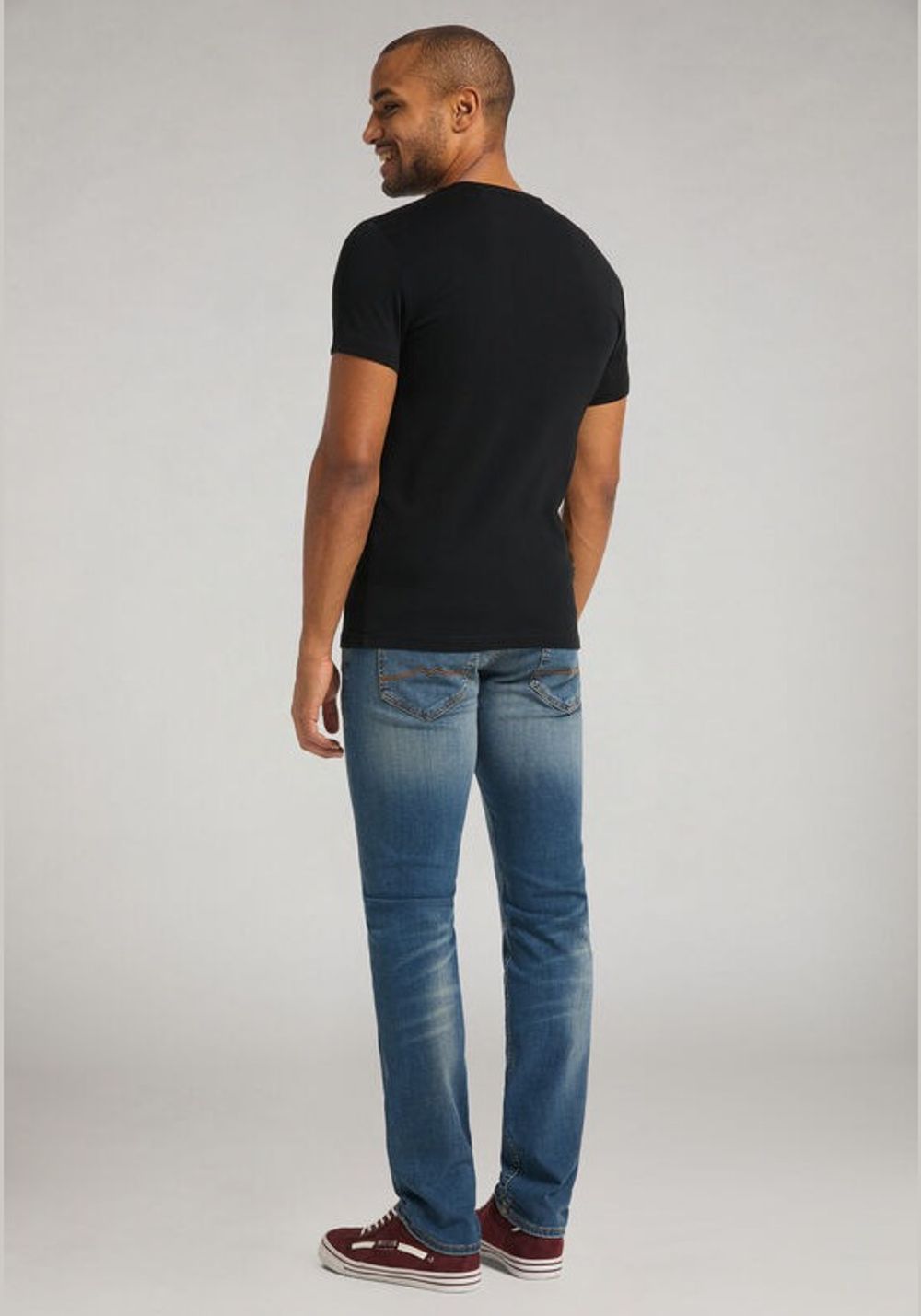 Футболка C-Neck Tee 1008815-4142