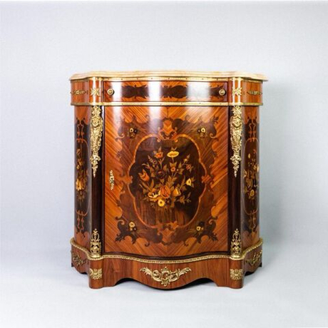 Винтаж: Комод в дворцовом стиле