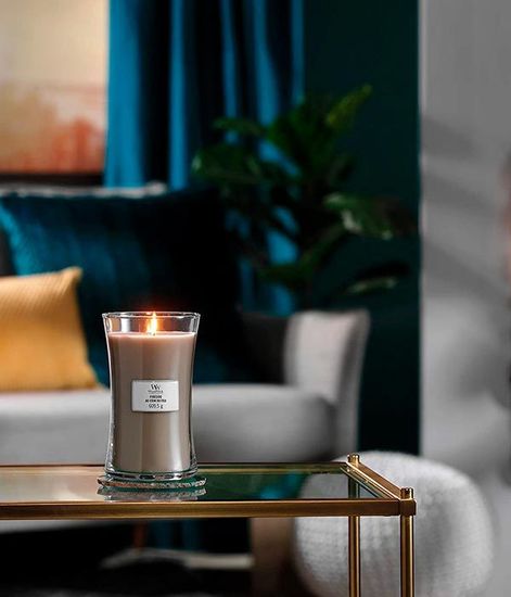 У камина, ароматическая свеча, WoodWick