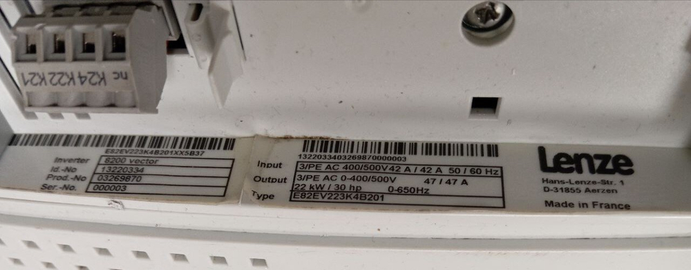 Lenze E82EV223K4B201XX5B37 б/у