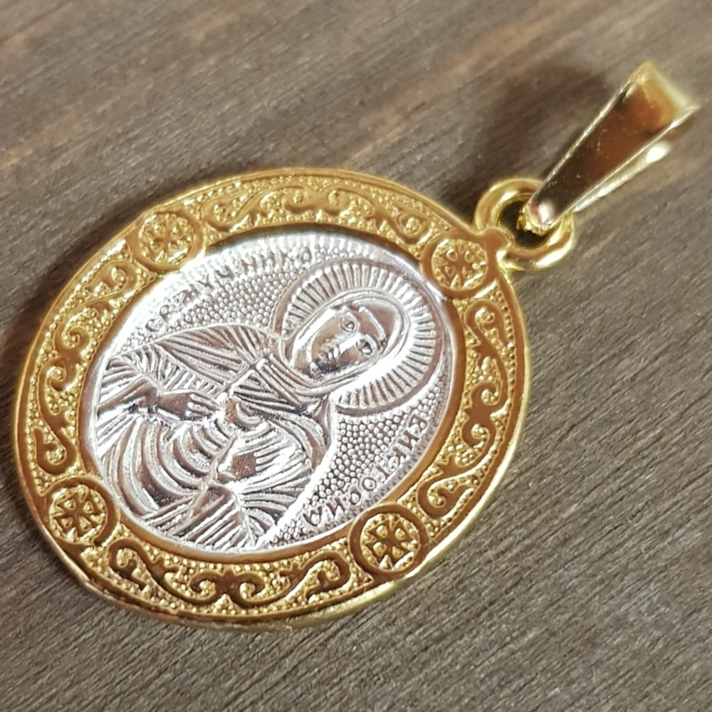 Нательная именная икона святая Виктория (Ника) с позолотой