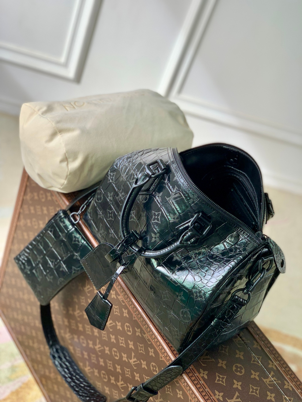 Louis Vuitton Speedy P9 Bandouliere 30