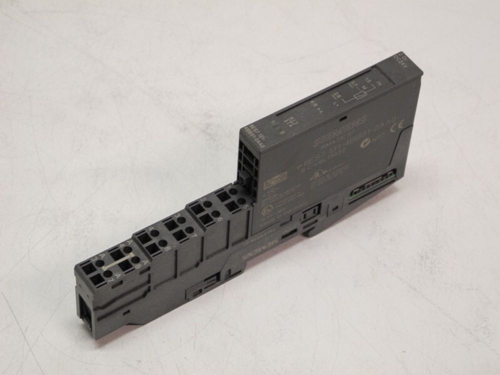 SIEMENS 6ES7 131-4BB01-0AA0 2 DI 193-4CA40-0AA0