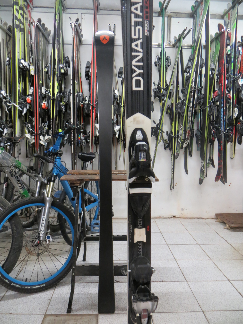 Dynastar Speed Course Fluid купить дешево в Москве