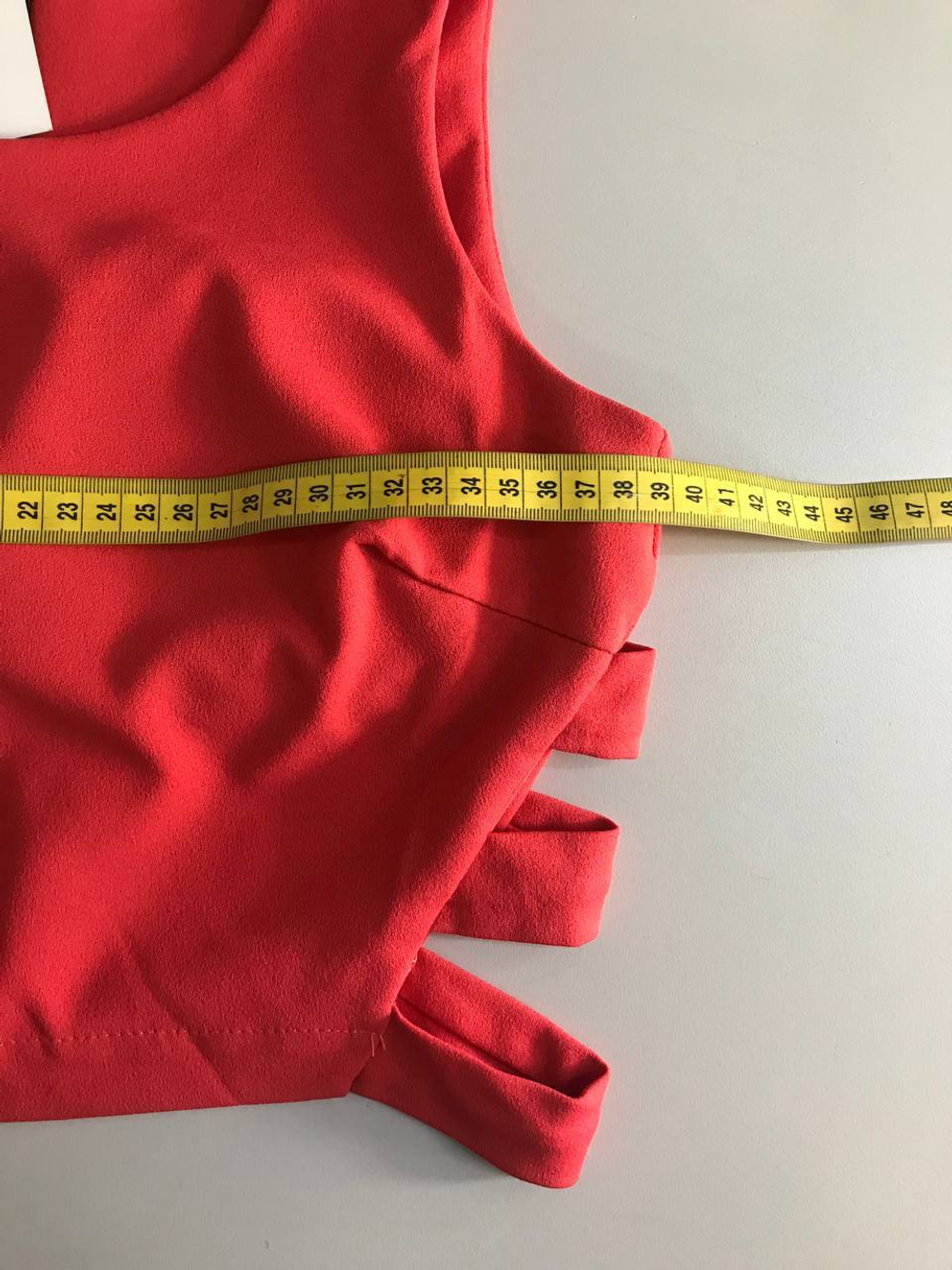 Топ модный, визуально на 44 размер