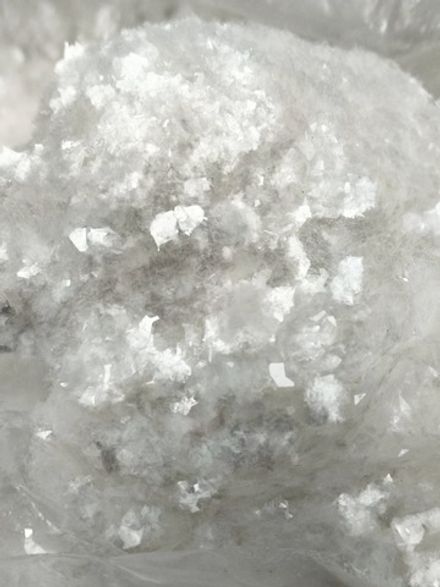 Хлопья - слюда Белые - 88301 - для литья изделий и творчества