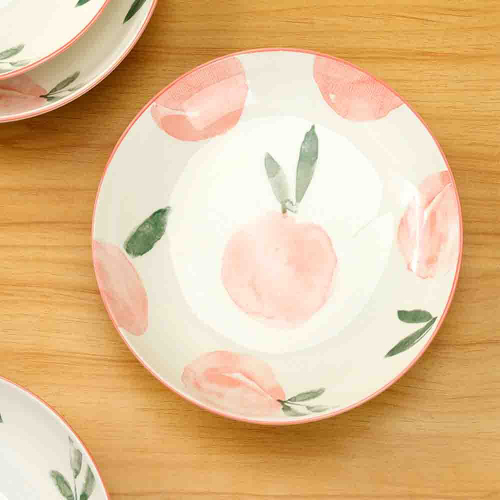 Тарелка с персиками