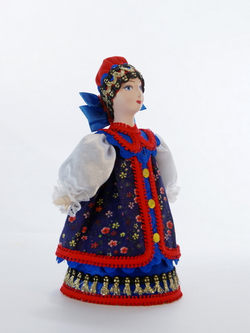 Кукла коллекционная женщина в русском костюме с тремя бантами